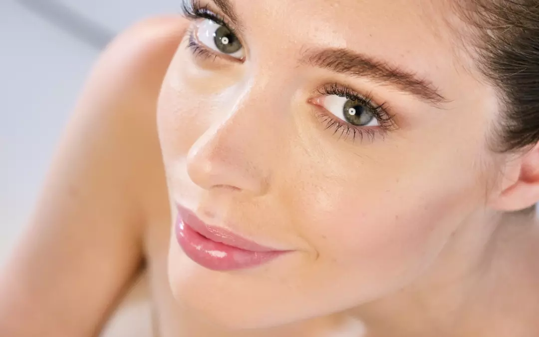 Faltenbehandlung mit Eigenfett im Gesicht &ndash; der optimale Filler