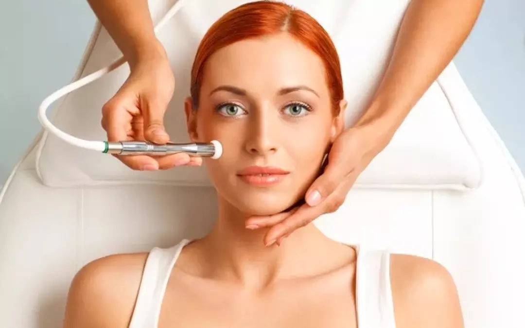 Wie oft sollte eine Microdermabrasion wiederholt werden?