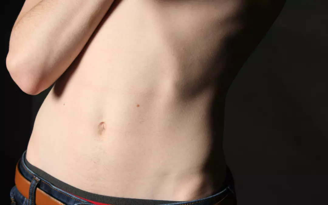 Fettabsaugung f&uuml;r M&auml;nner: Ein umfassender Leitfaden