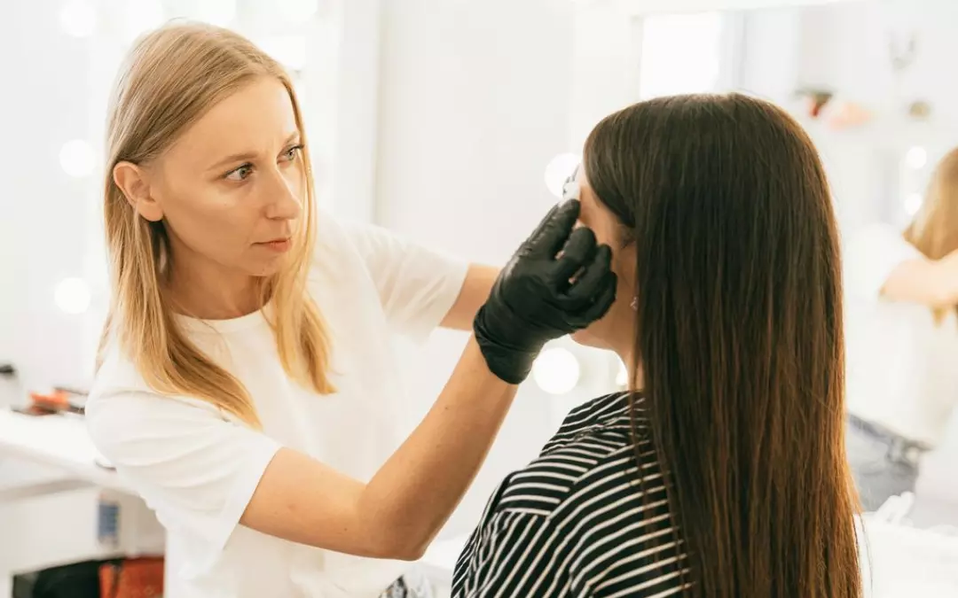 Kosten und Optionen f&uuml;r das Vereisen eines Doppelkinns